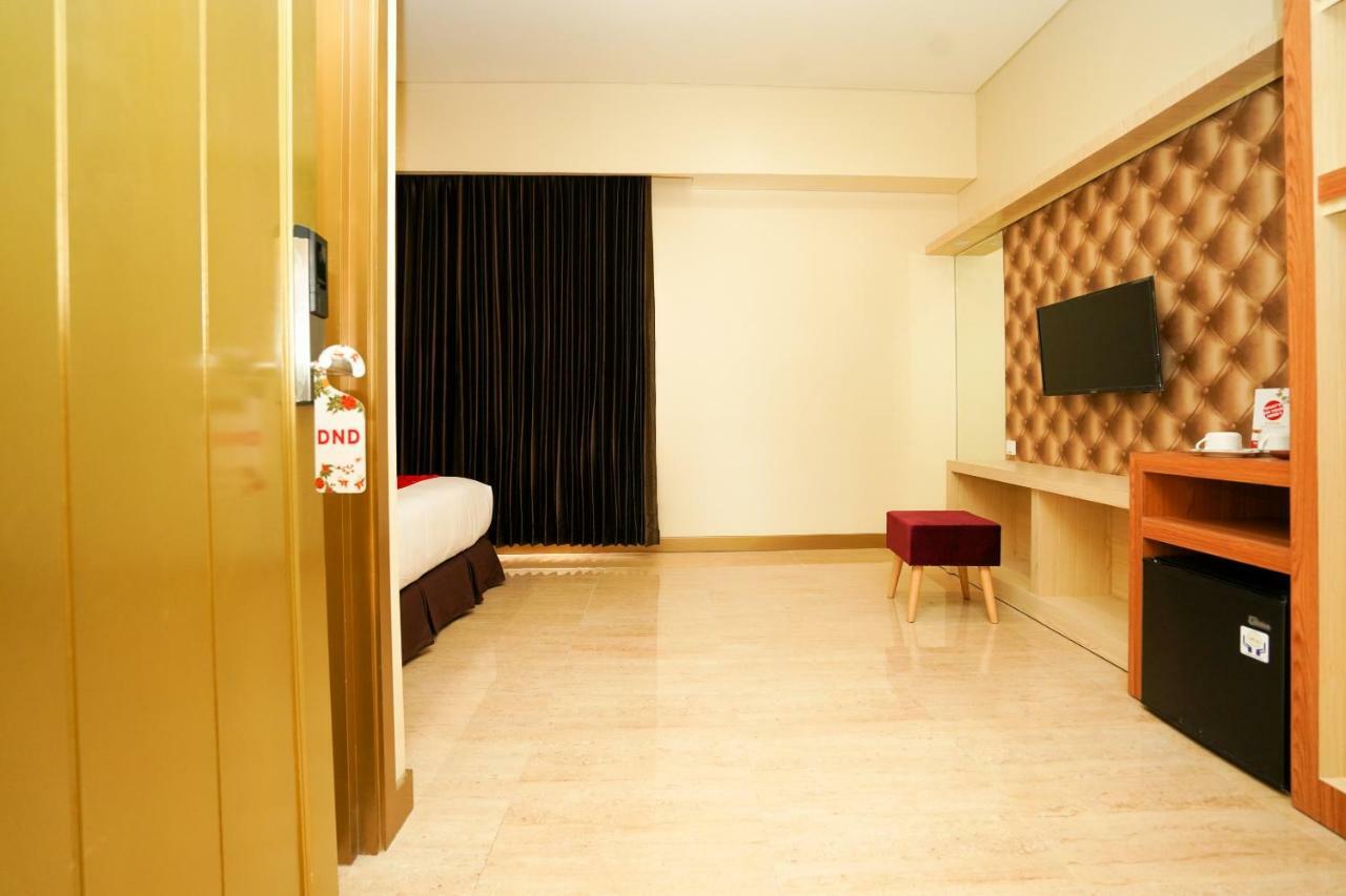 Oyo 1330 Hotel Cahaya 3 Brebek Εξωτερικό φωτογραφία